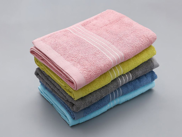 Small sized bath towel