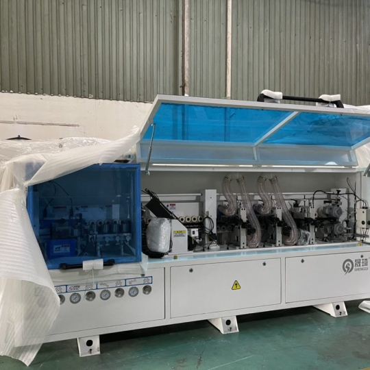 Automatic straight edge banding machine with 6 functions