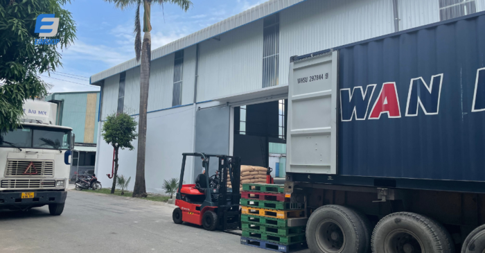 Eimskip warehouse