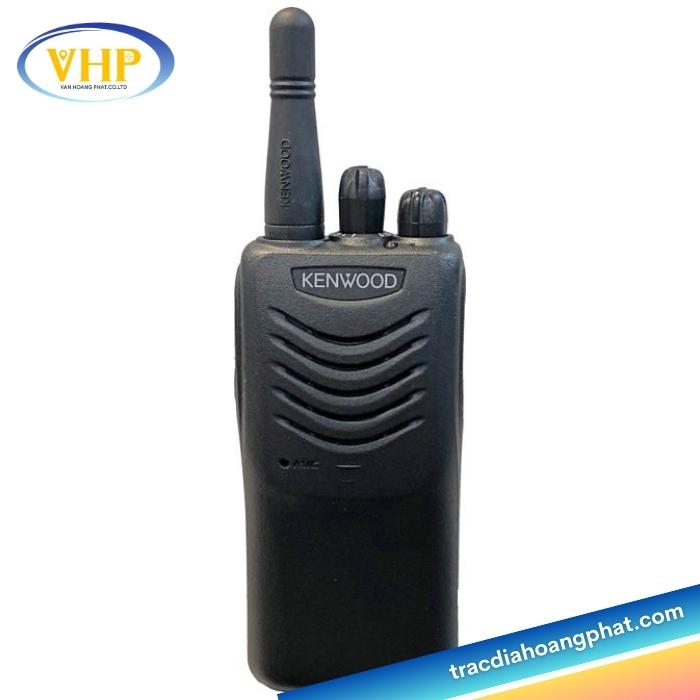 Kenwood TK3000 walkie-talkie