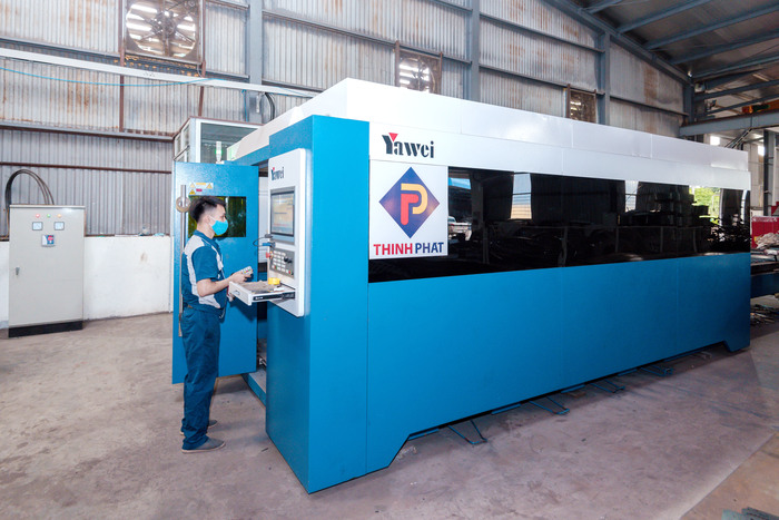 Production machine photo