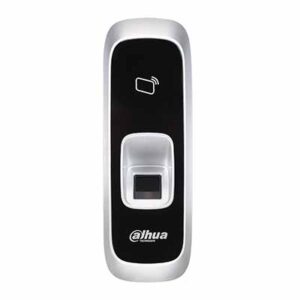Magnetic card reader