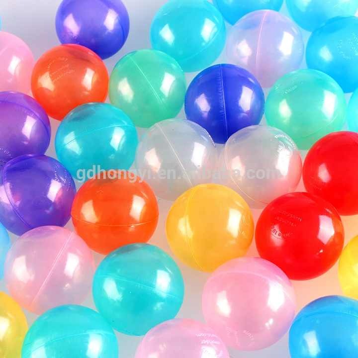 Colorfull plastic pit balls