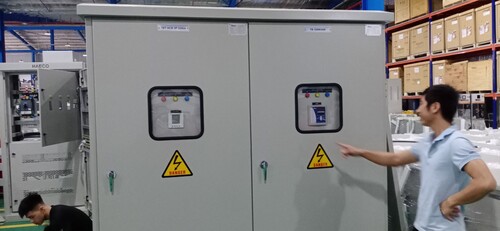 Capacitor cabinet