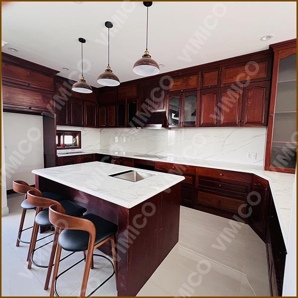 Ironwood built-in kitchen cabinet shelves