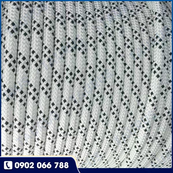 Reinforced cable