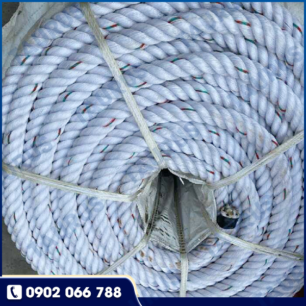 Cargo lifting ropes
