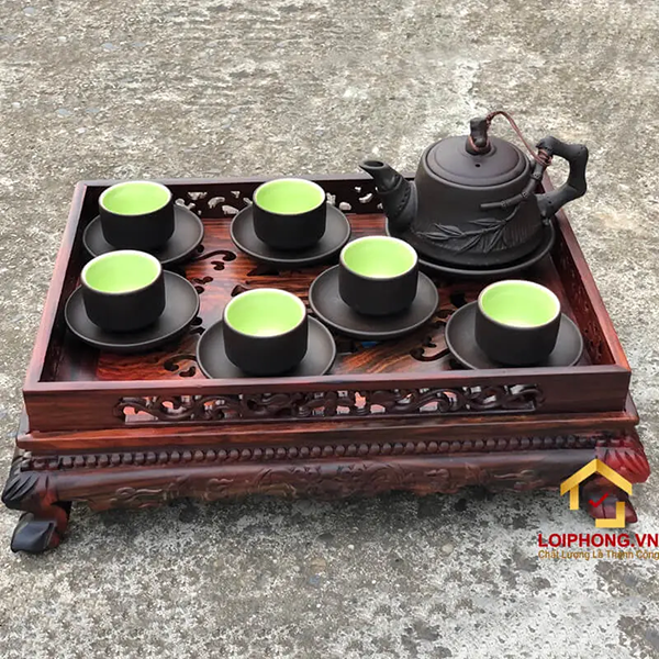 Rosewood tea tray size 37x27x13cm