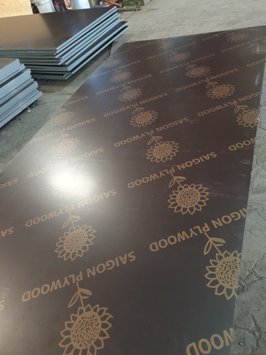 Plywood