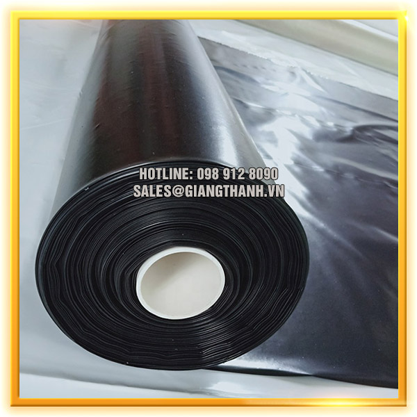 Jumbo PE film roll