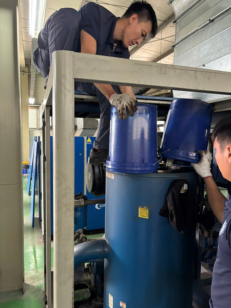 Air compressor repair and maintenance services