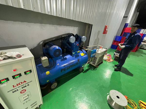 Air compressors and air dryers