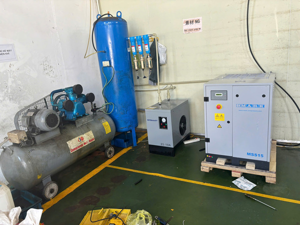 Air compressors and air dryers