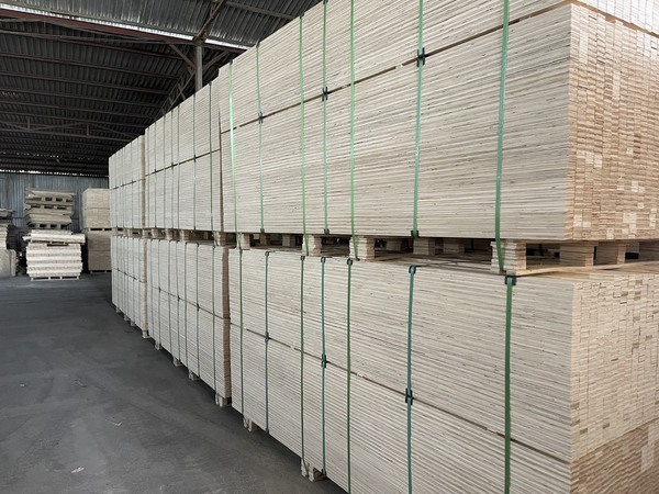 LVL plywood