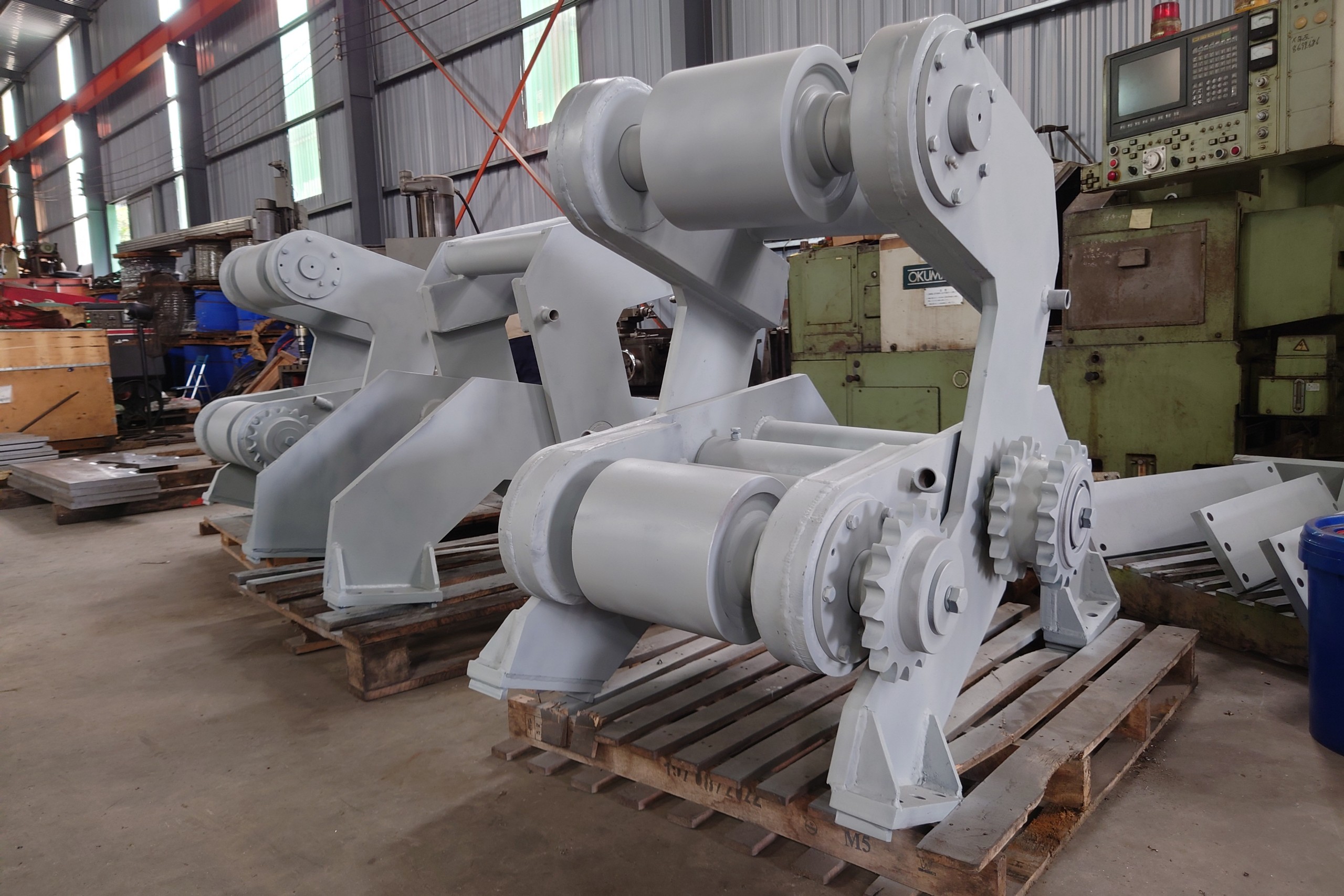 Roller assembly
