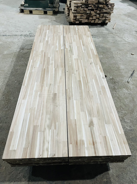 Solid wood garden furniture