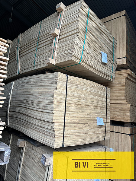 Plywood pallets