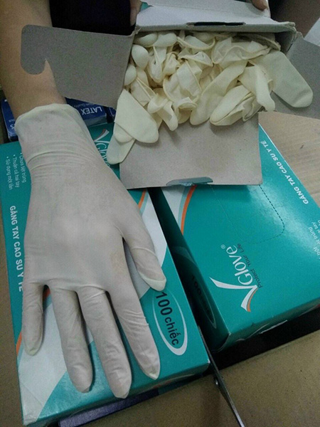 Medical gloves