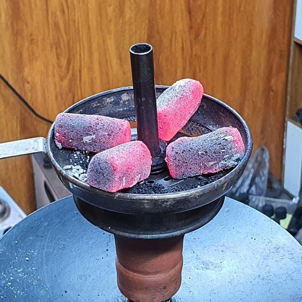 Tunnel coconut shell charcoal