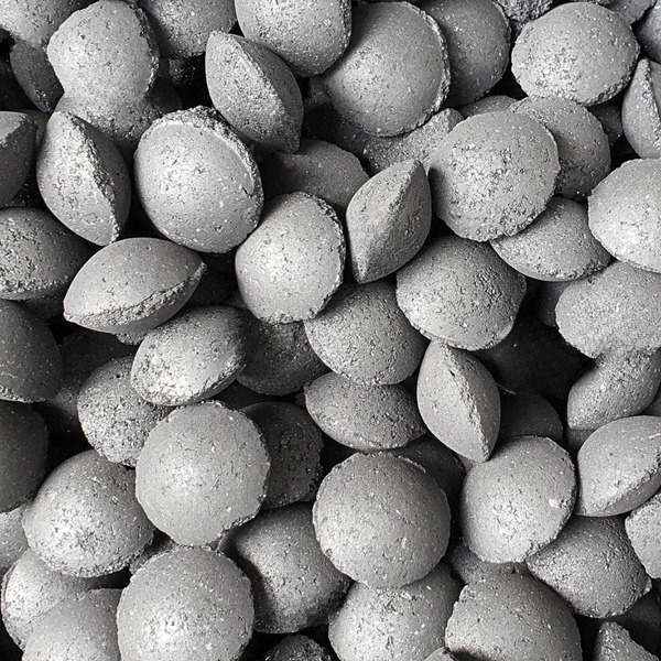 Oval coconut shell charcoal briquettes