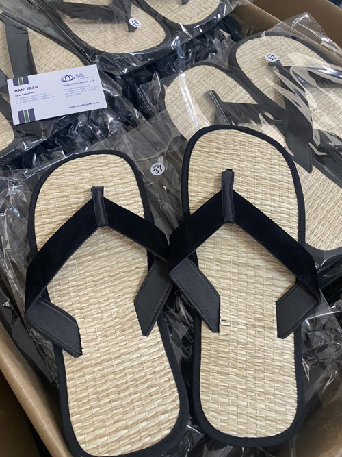 Seagrass slipper