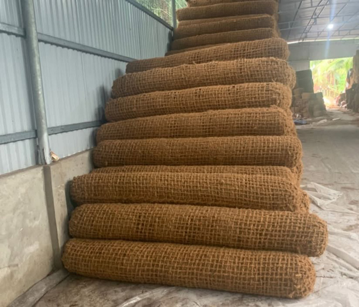 Coir log