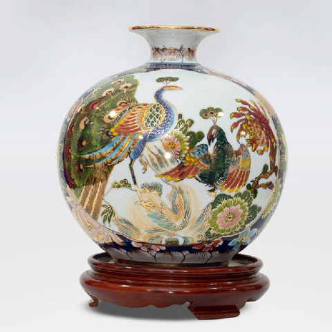 Fortune feng shui vase
