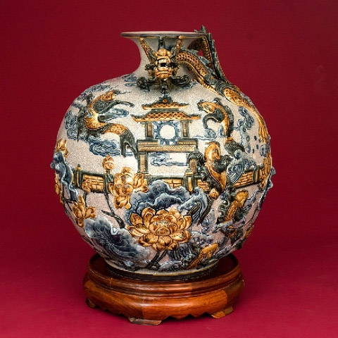 Fortune feng shui vase