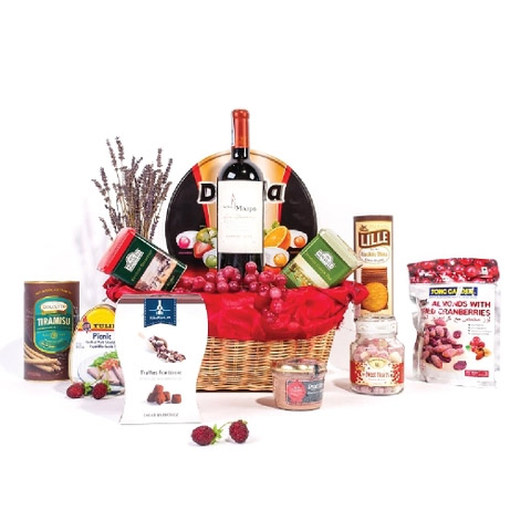 Tet gift basket