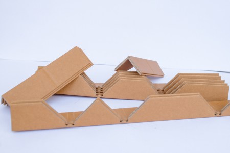 Cardboard edge protector