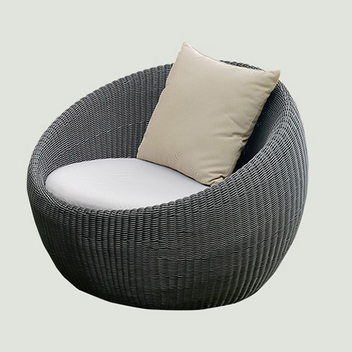 Poly rattan chair