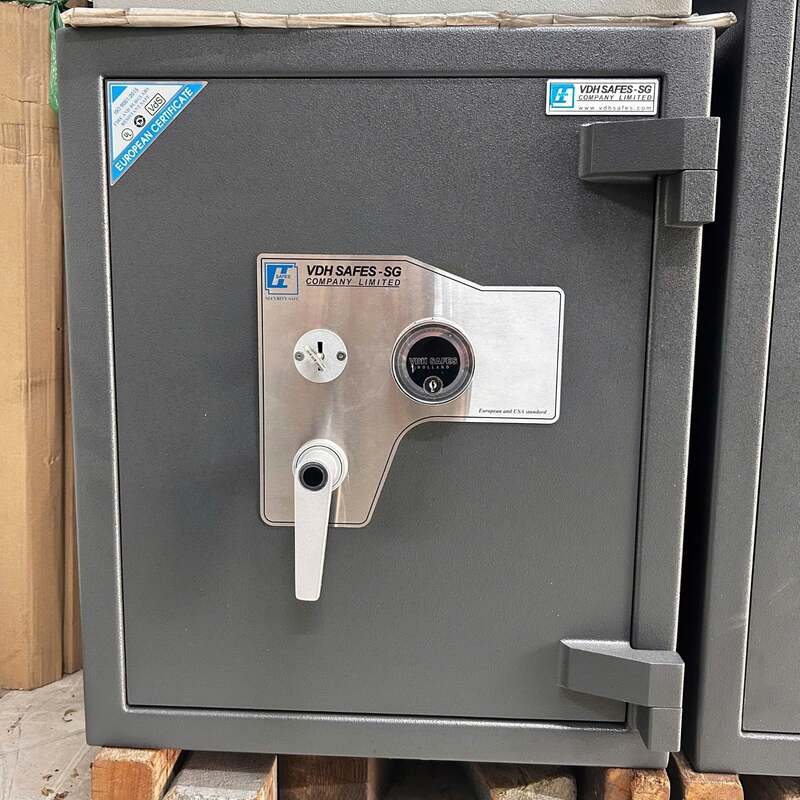 VDH S2-65C safe (290kg)