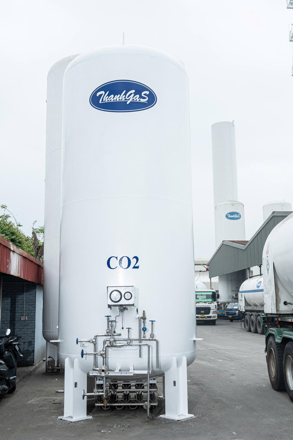 CO2 gas