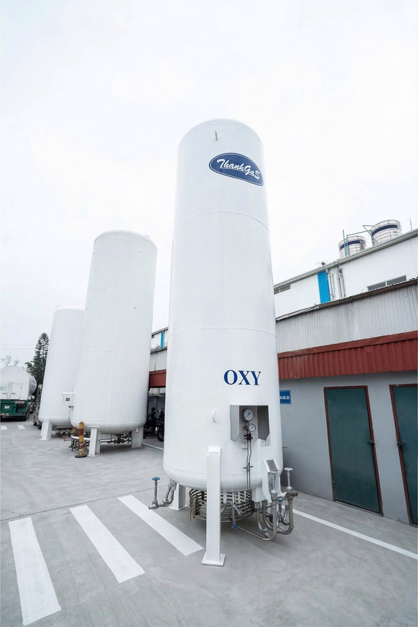 Oxygen gas