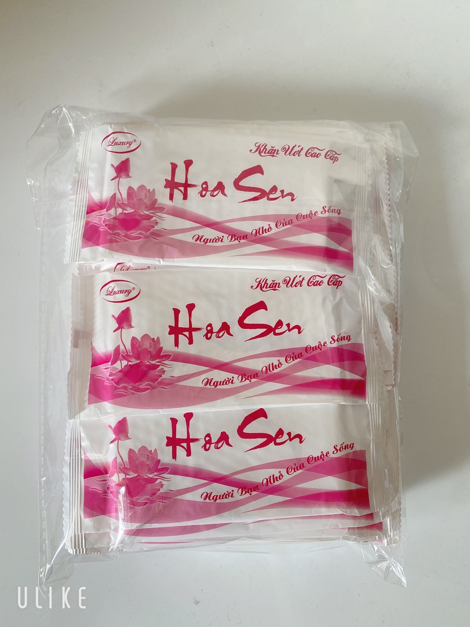 Lotus wet wipes