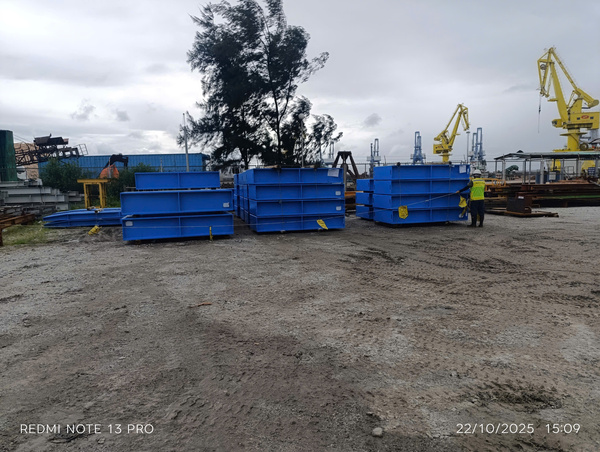Steel structure fabrication for factories and industrial buildings