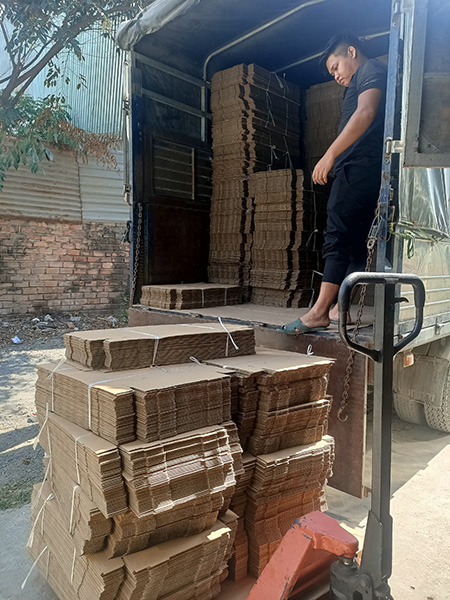 Hoang Nam Thu warehouse