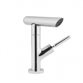 Hot and cold basin faucet