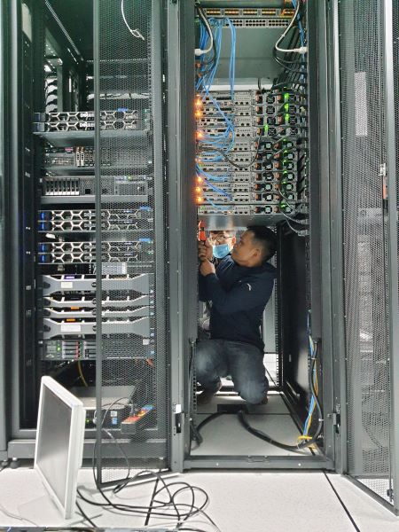 Server
