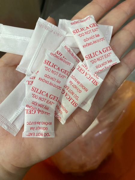 Desiccant packet