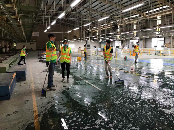 Factory cleaning service