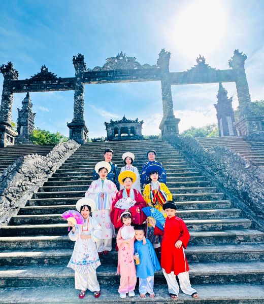 Hue tour