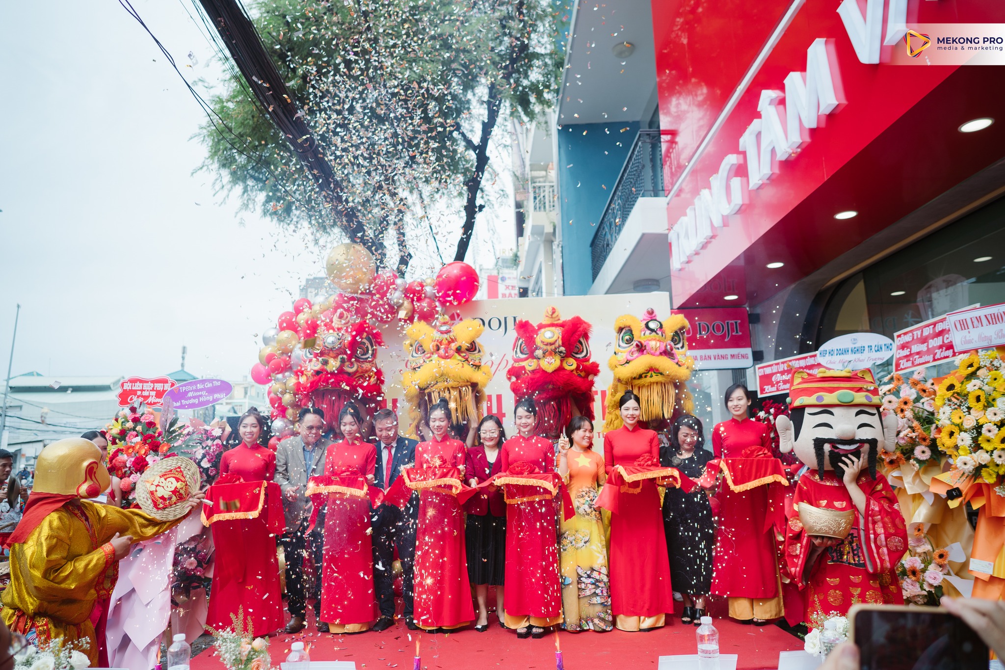 Doji Jewelry Center 304 Grand Opening