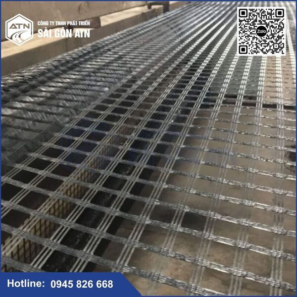 Fiberglass geogrids