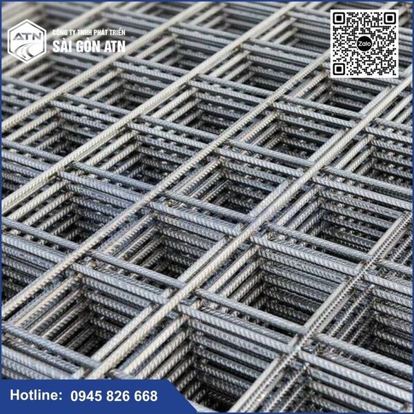 Polyester geogrids