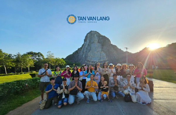 Company trip celebrates 20 years of Tan Van Lang