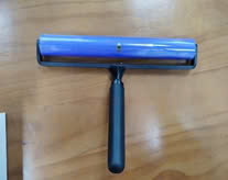 Dust roller