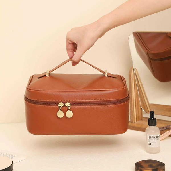 Cosmetic Bag & Toiletry Bag
