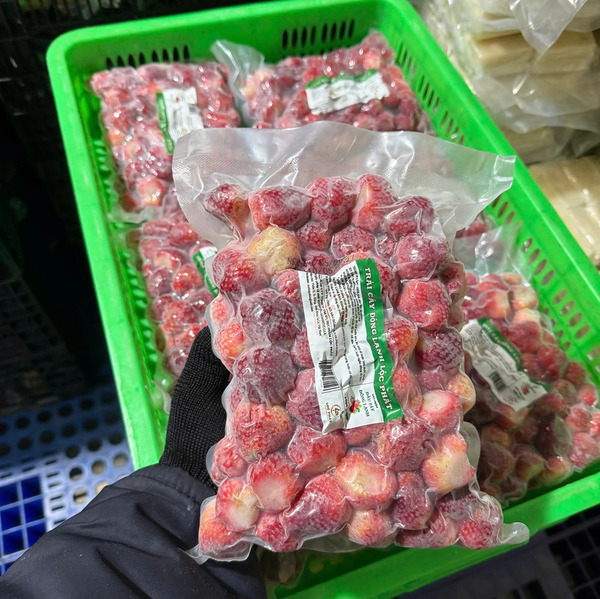 Frozen Da Lat strawberry - 1kg