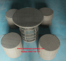 Garden table and chair